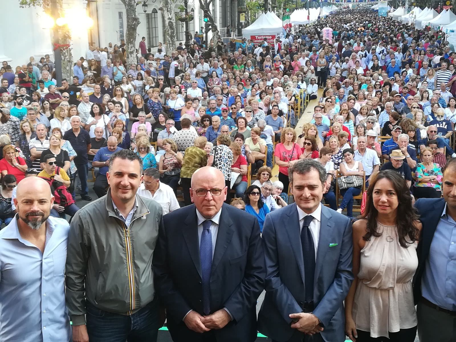 Oliverio “governatore” d’Argentina: «La Calabria non vi dimentica»