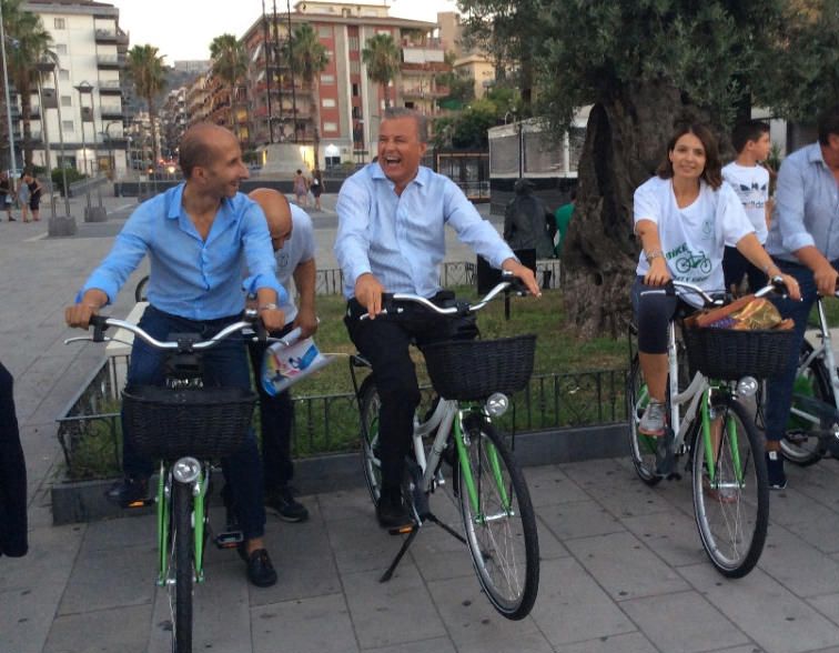 Corigliano Rossano, le 30 biciclette elettriche del Comune finite nell'oblio
