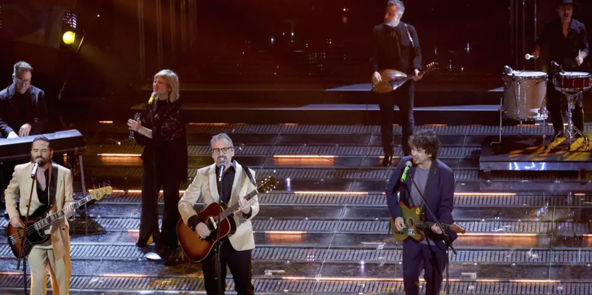 Sanremo, Brunori Sas dedica “L’anno che verrà” a Paolo Benvegnù