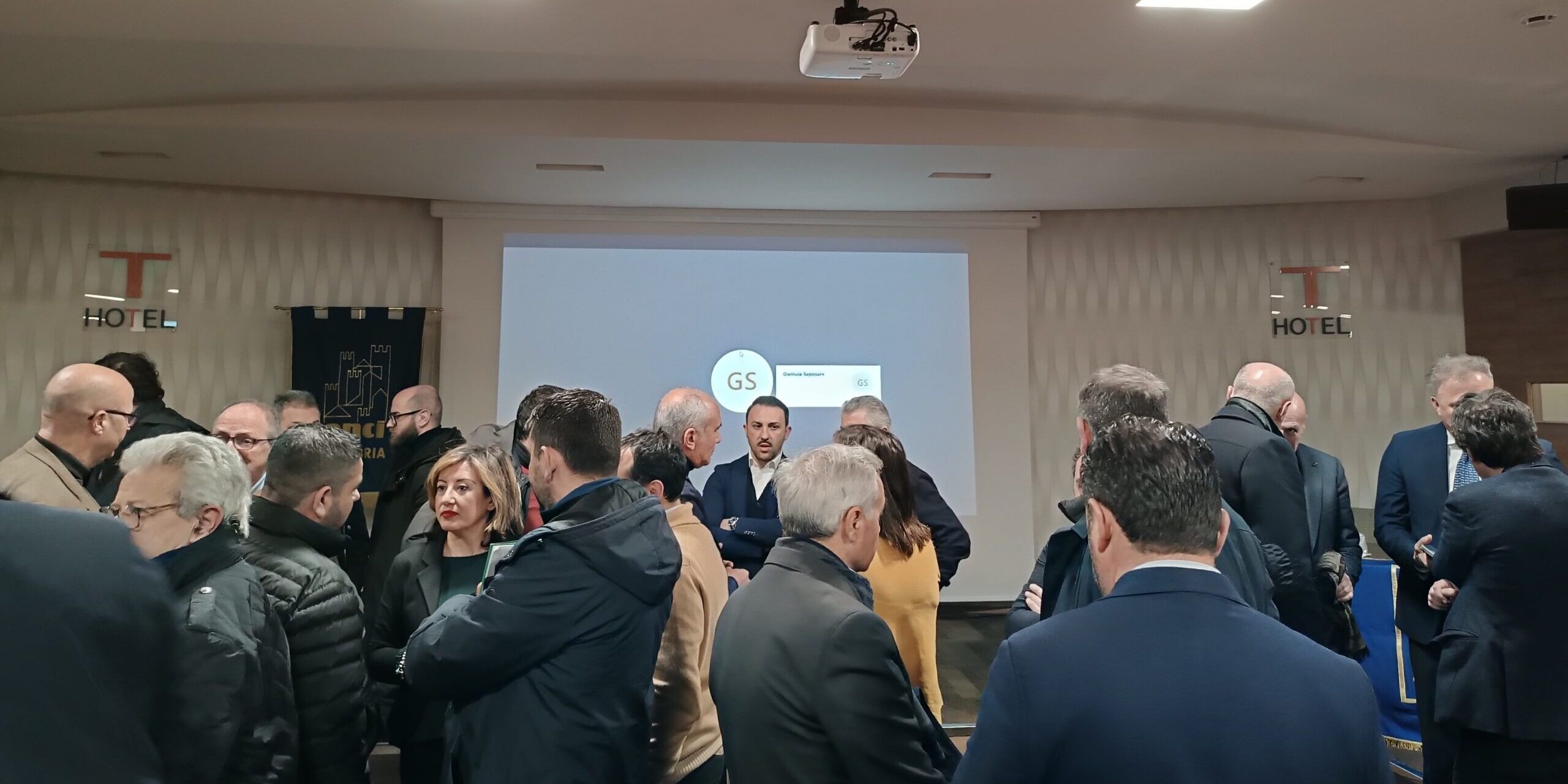 Caos Anci, i sindaci del Cosentino chiedono alla politica regionale di fare un passo indietro