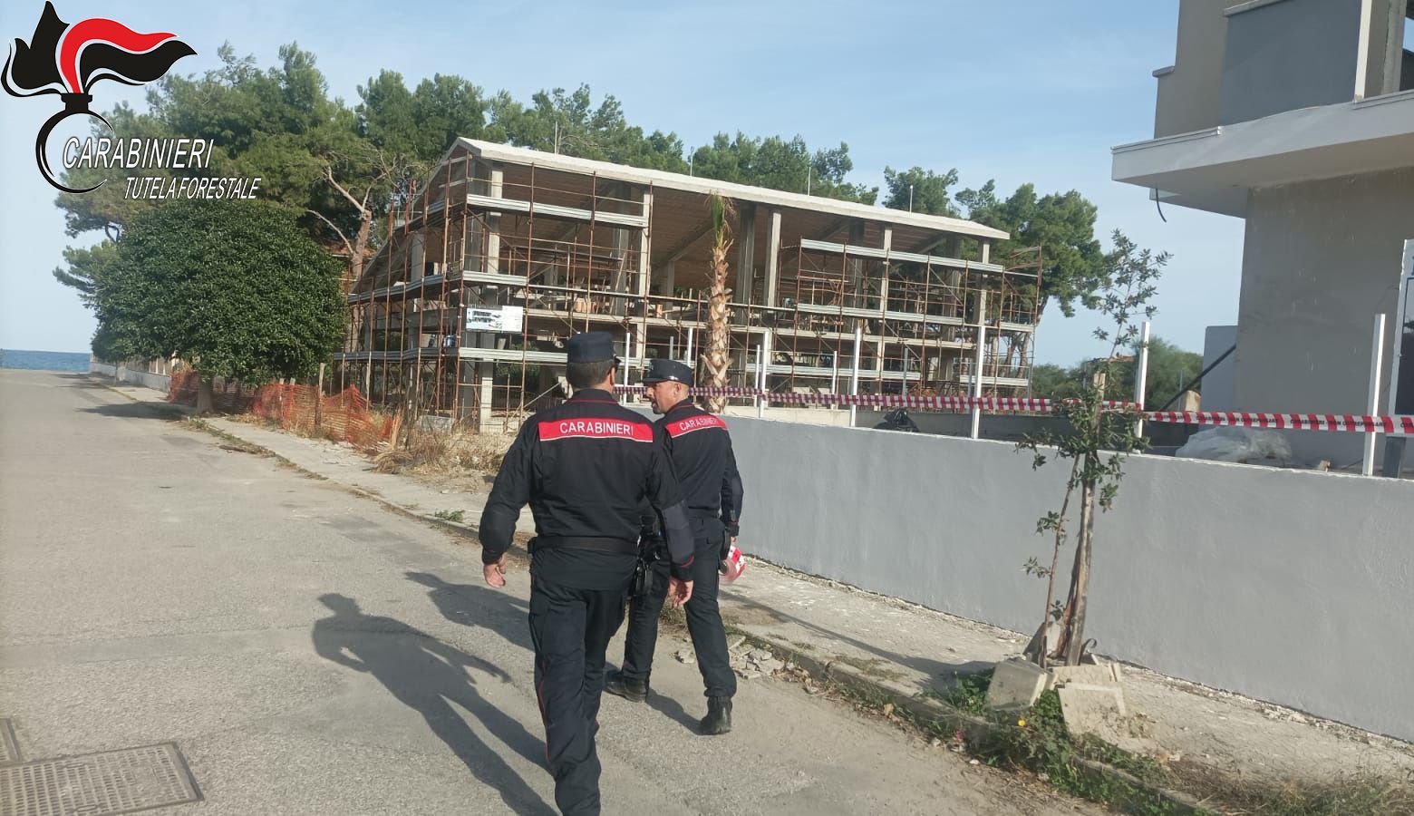 Lottizzazione abusiva, a Crosia sequestrati 6 fabbricati in località “Fiumarella”