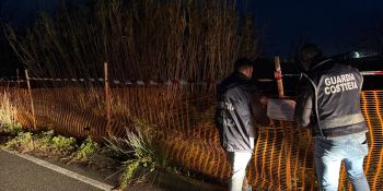 Lamezia, scarichi abusivi inquinavano il torrente Cantagalli: sequestrata un’area di 60 mq – FOTO