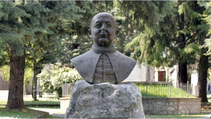 Monsignor Savino: «L’esempio di don Carlo De Cardona a 152 anni dalla nascita»