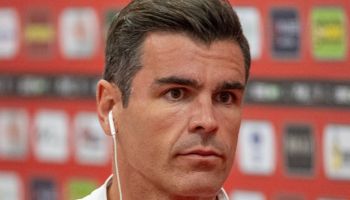 Ora è ufficiale: Nicolò Brighenti lascia il Catanzaro. Il difensore torna al Vicenza e si commuove – VIDEO