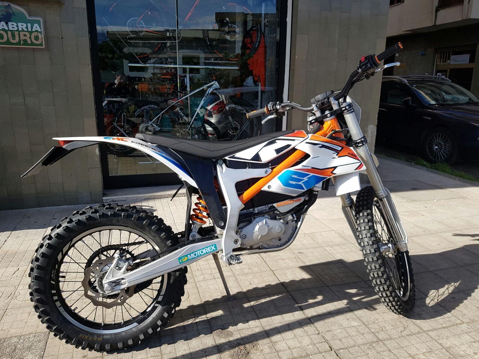 A Cosenza l'Orange day all'insegna dell'ecosostenibilità ambientale