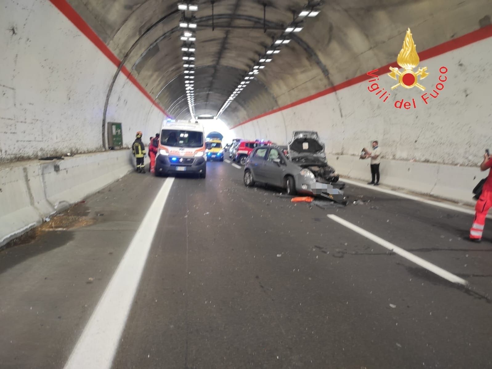 Carambola di auto nel Catanzarese, ferite sei persone – FOTO