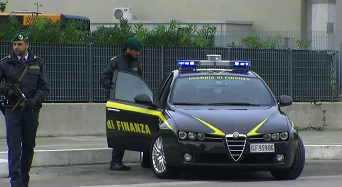 I 248 anni della Guardia di Finanza, il bilancio: «Impegno a tutto campo contro la criminalità»