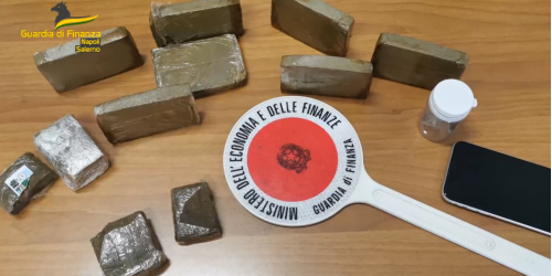 spaccio scalea arresti gdf