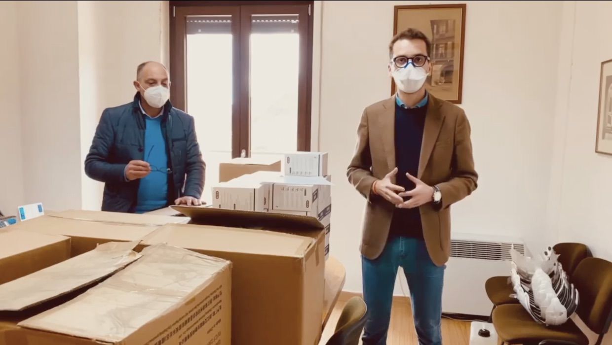 Mormanno, dalla Puglia maxi donazione di dispositivi di protezione e tamponi