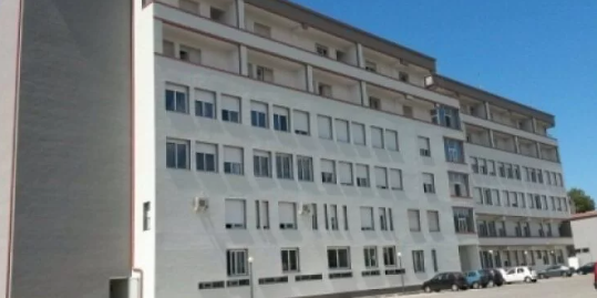 All’ospedale di Serra San Bruno «turni massacranti, personale insufficiente e risorse limitate»