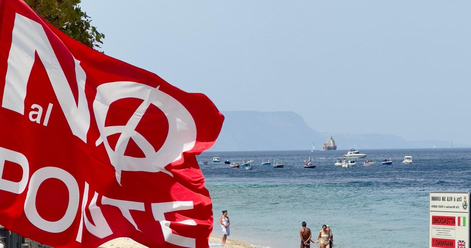 La battaglia per lo Stretto si sposta in mare. I “No Ponte” e Salvini: un botta e risposta senza tregua