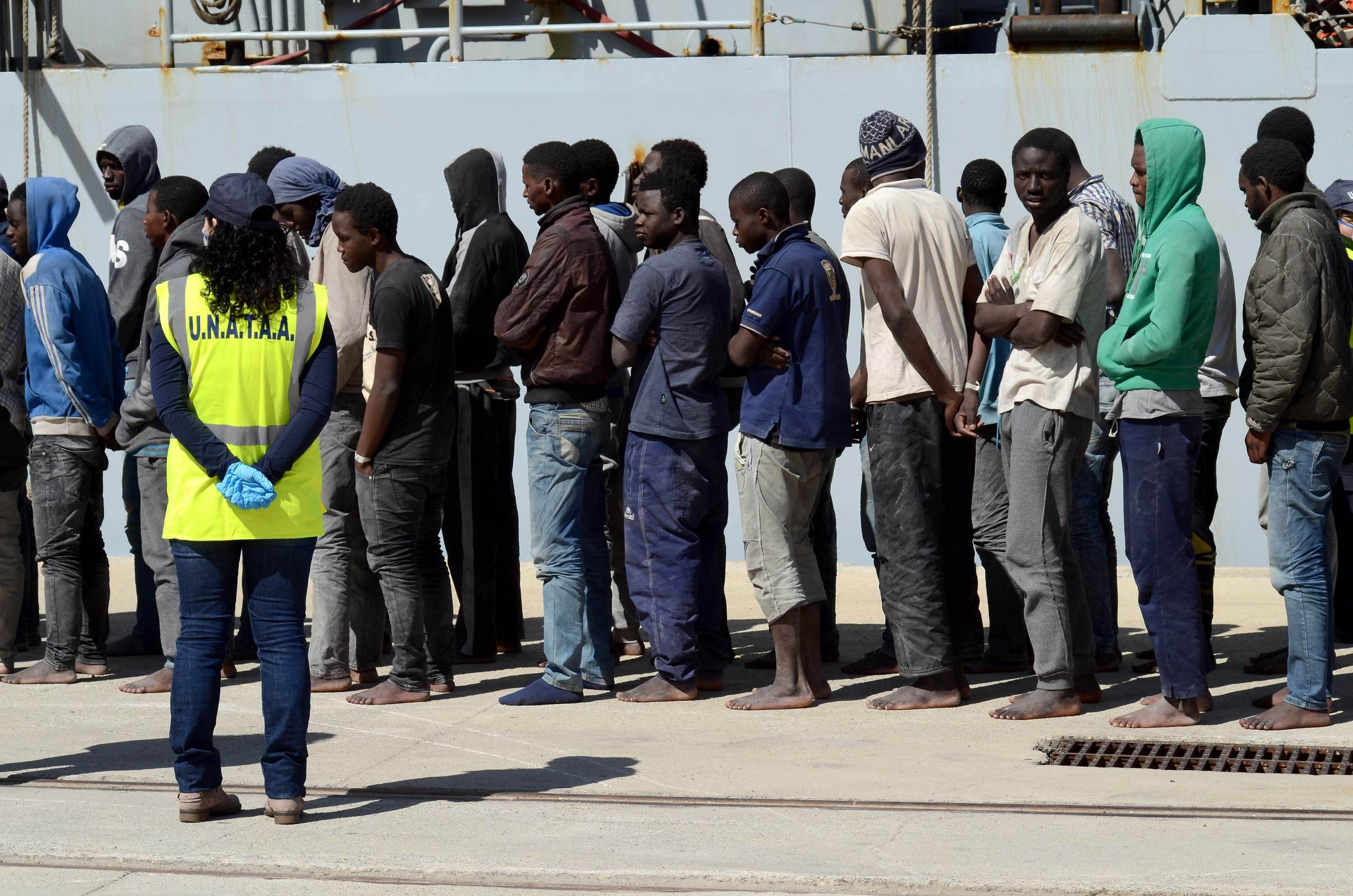 Sbarcano 49 migranti a Roccella Jonica