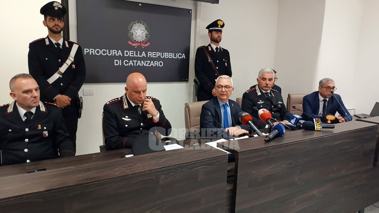 Le proiezioni della ‘ndrangheta dalle Preserre in Abruzzo, Piemonte e Svizzera. «Pubblicizzavano le bellezze della Calabria»
