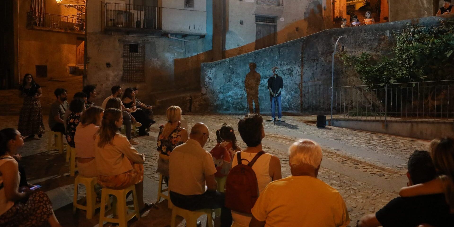 Teatro del Carro–Pino Michienzi, doppia data a Badolato per “I luoghi che vorrei”