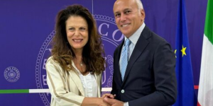 Caso Cosenza calcio, tavolo allargato in Prefettura: verso un Consiglio comunale aperto