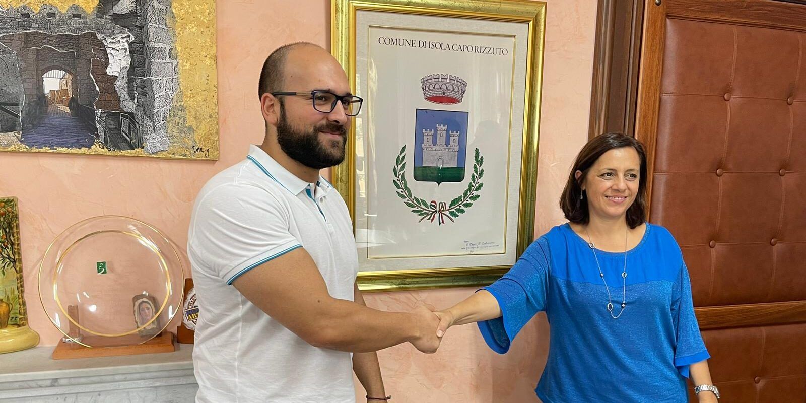 Isola Capo Rizzuto, dal sequestro di un palazzo nasce la Casa della legalità Piersanti Mattarella