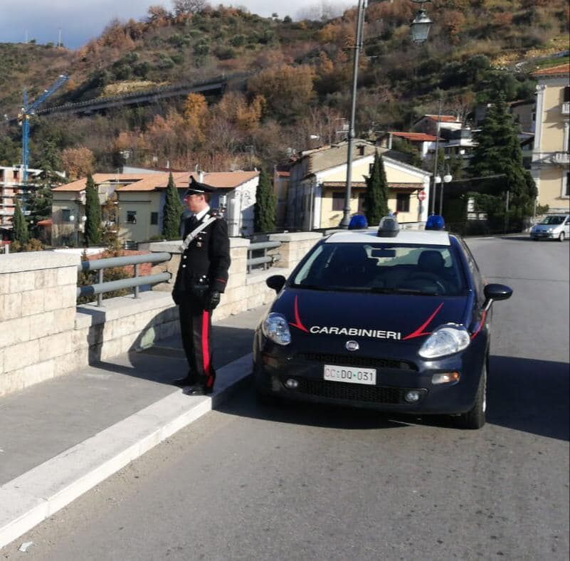 I carabinieri sventano un tentativo di suicidio a Cosenza