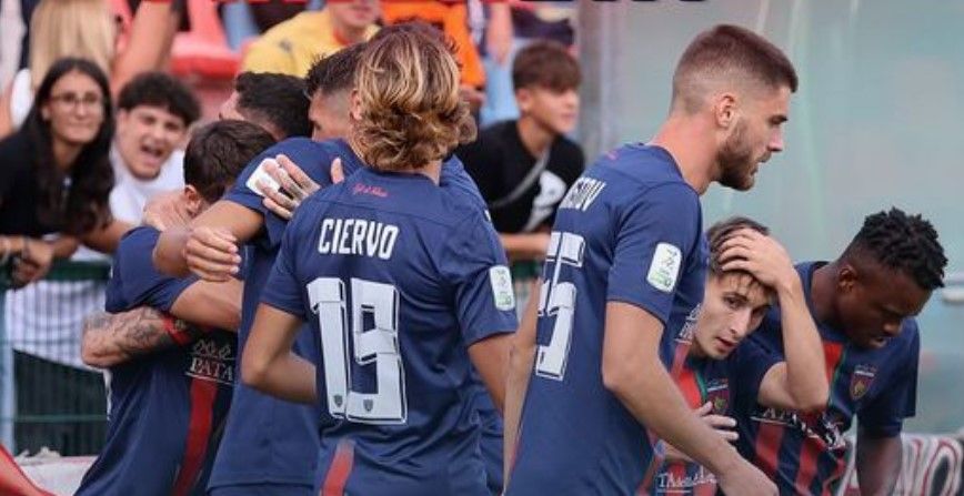 Serie B, Fumagalli su rigore regala il pari al Cosenza contro il Bari