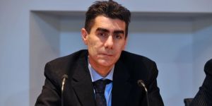 Cosenza calcio, Gualtieri a tifosi e stampa: «Ricuciamo lo strappo, Guarascio non cederà i migliori»