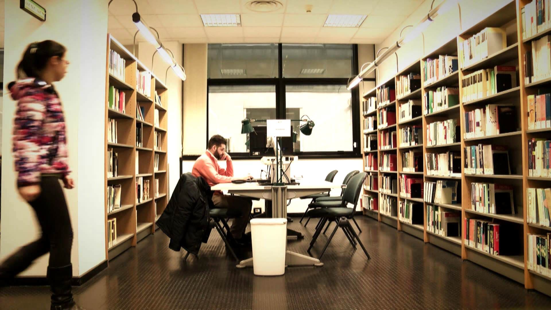 Unical la direttrice della biblioteca in "proroga" da cinque anni