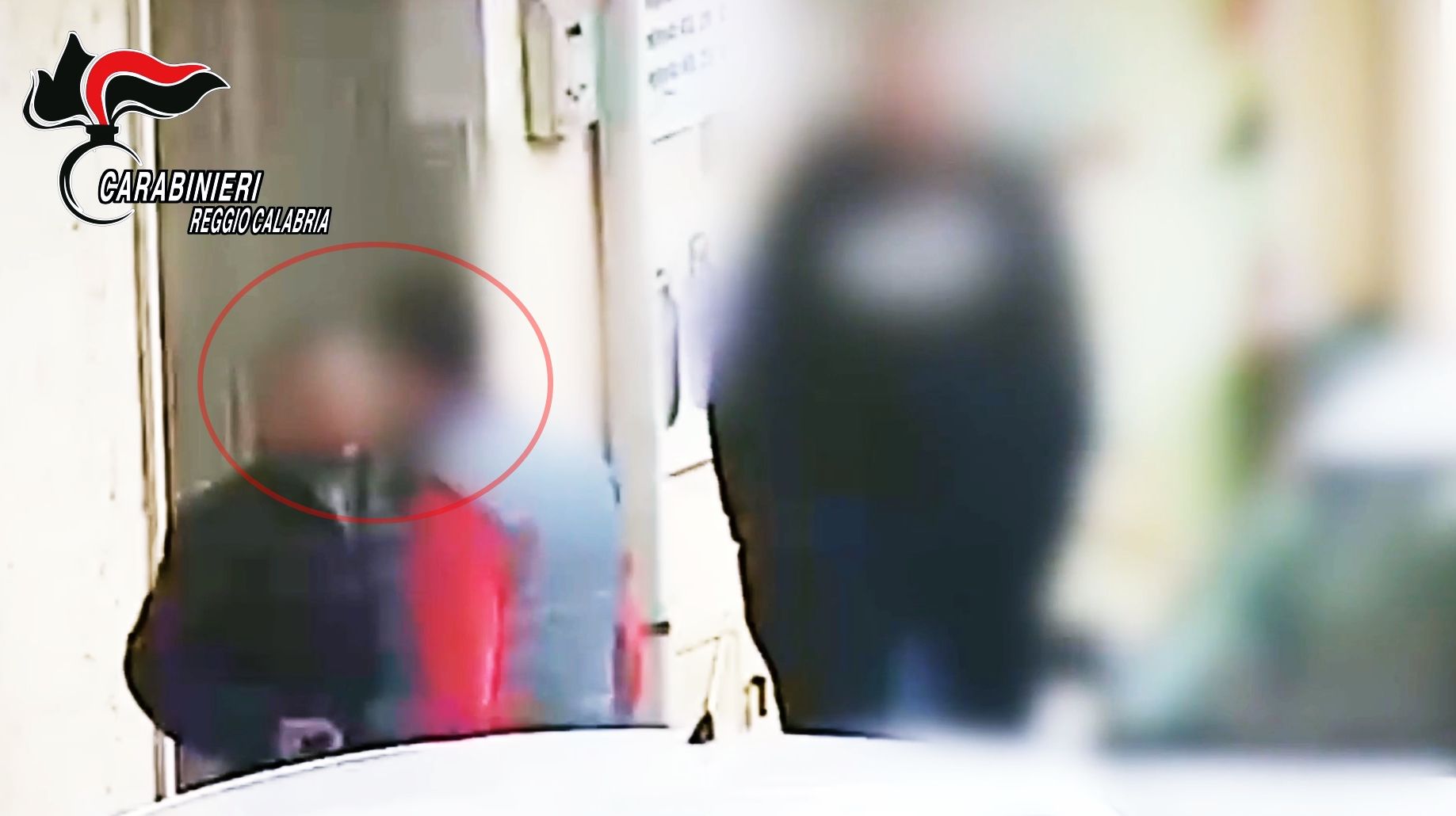 ‘Ndrangheta a Reggio, la dote per Memè Gullì e la “soffiata” del poliziotto a Palumbo. «Dice che ti hanno fotografato»