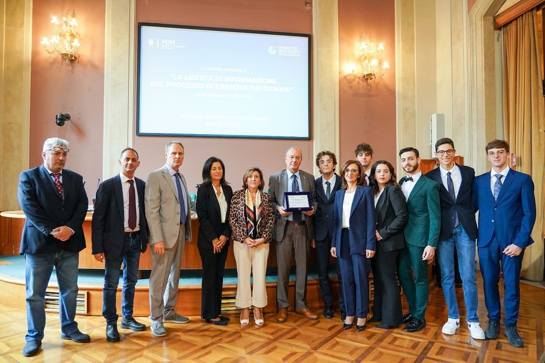 “Il caso Panzera”, gli studenti di Locri e l’omaggio al professore ucciso dalla ‘ndrangheta – VIDEO