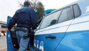 Cosenza, poliziotto salva una bimba