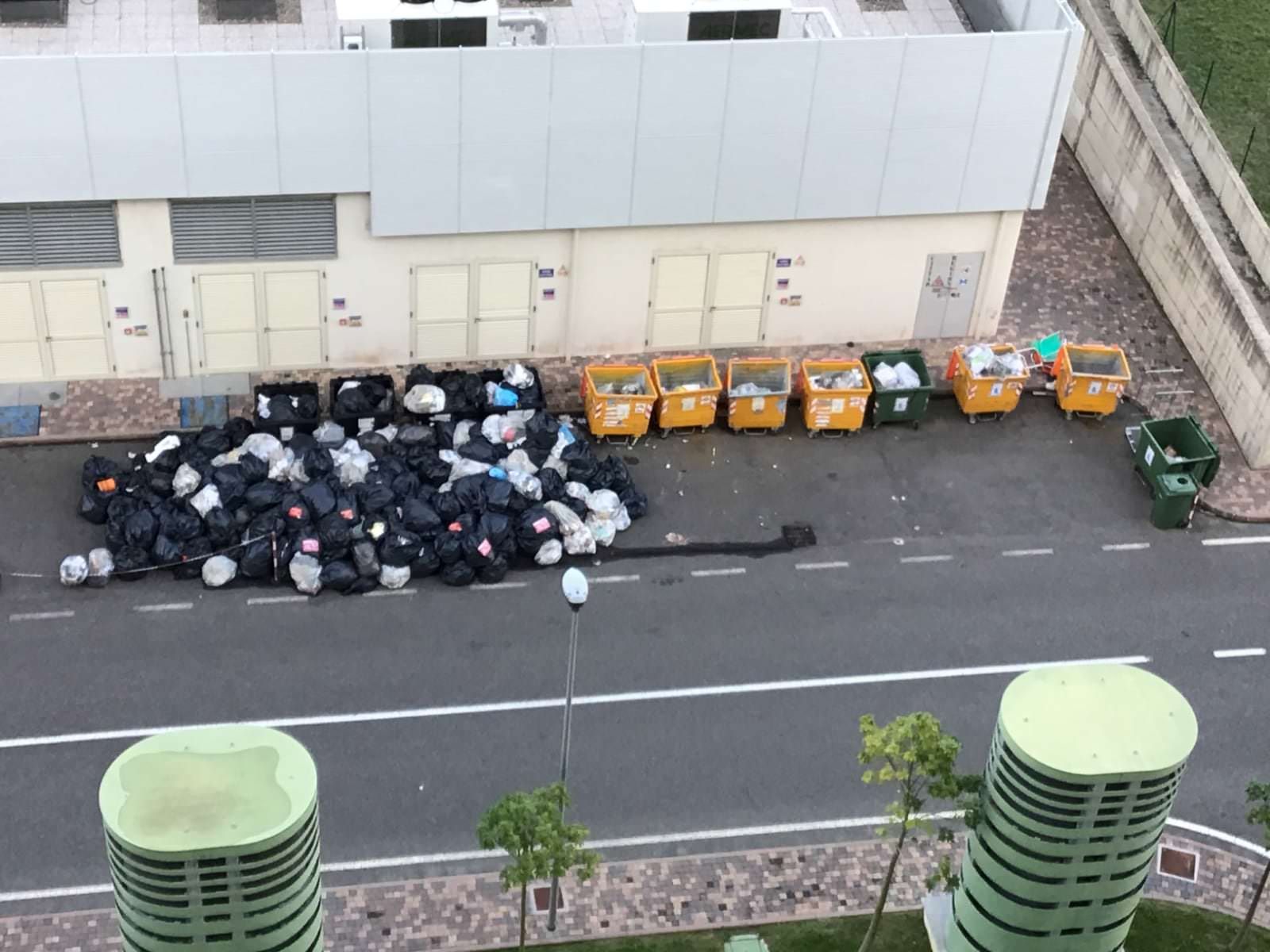 Rifiuti ammassati, una «discarica abusiva» in Cittadella – FOTO