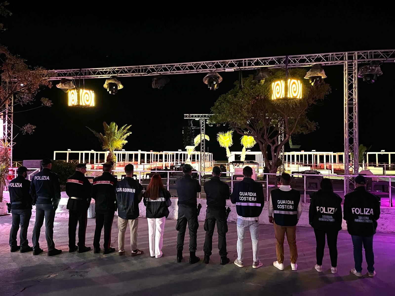 Movida insicura, controllo interforze in una discoteca di Soverato