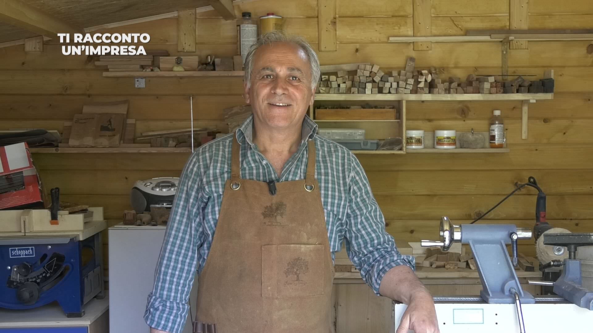 A Catanzaro la storia scritta nel legno del maestro Franco Scarpino