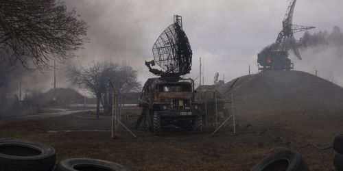 Combattimenti a 30 km da Kiev. «Ci aspettiamo assalto al governo»