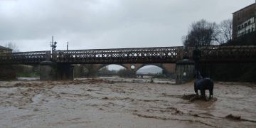 Ciclone Ulrike a Cosenza, preoccupano il torrente Iassa e il fiume Busento. Famiglie isolate nel Cosentino – FOTO E VIDEO