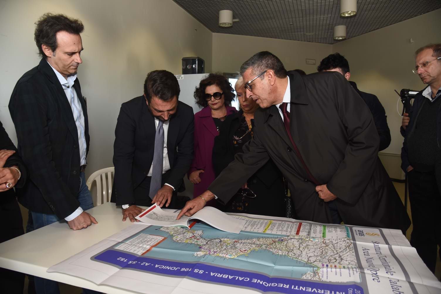 SS 106, l'annuncio di Cancelleri a Sibari: «Avvio dei lavori a marzo 2020»