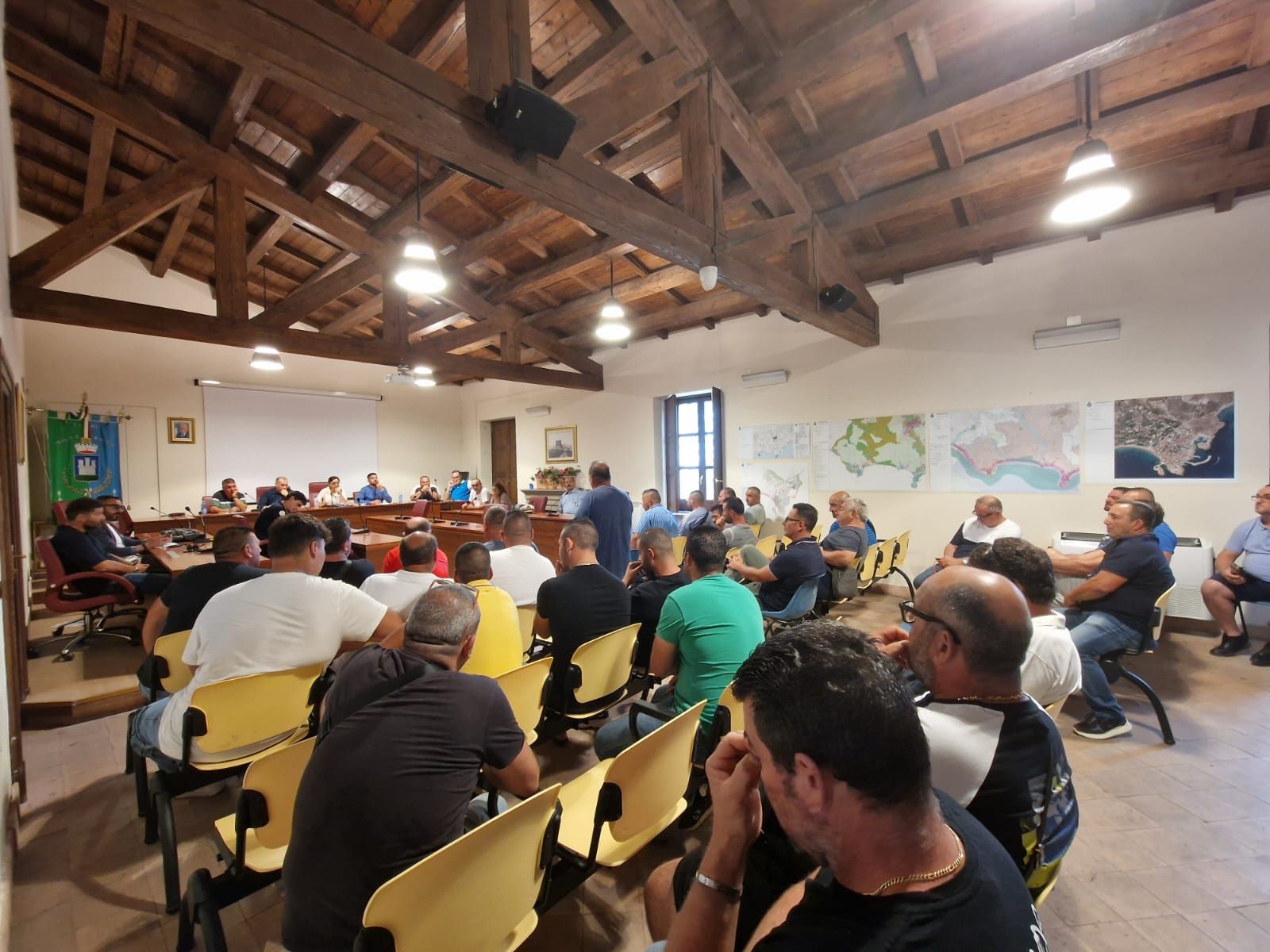 Lingua blu, si va verso lo stato di emergenza. Ma intanto le carcasse andranno in fosse private