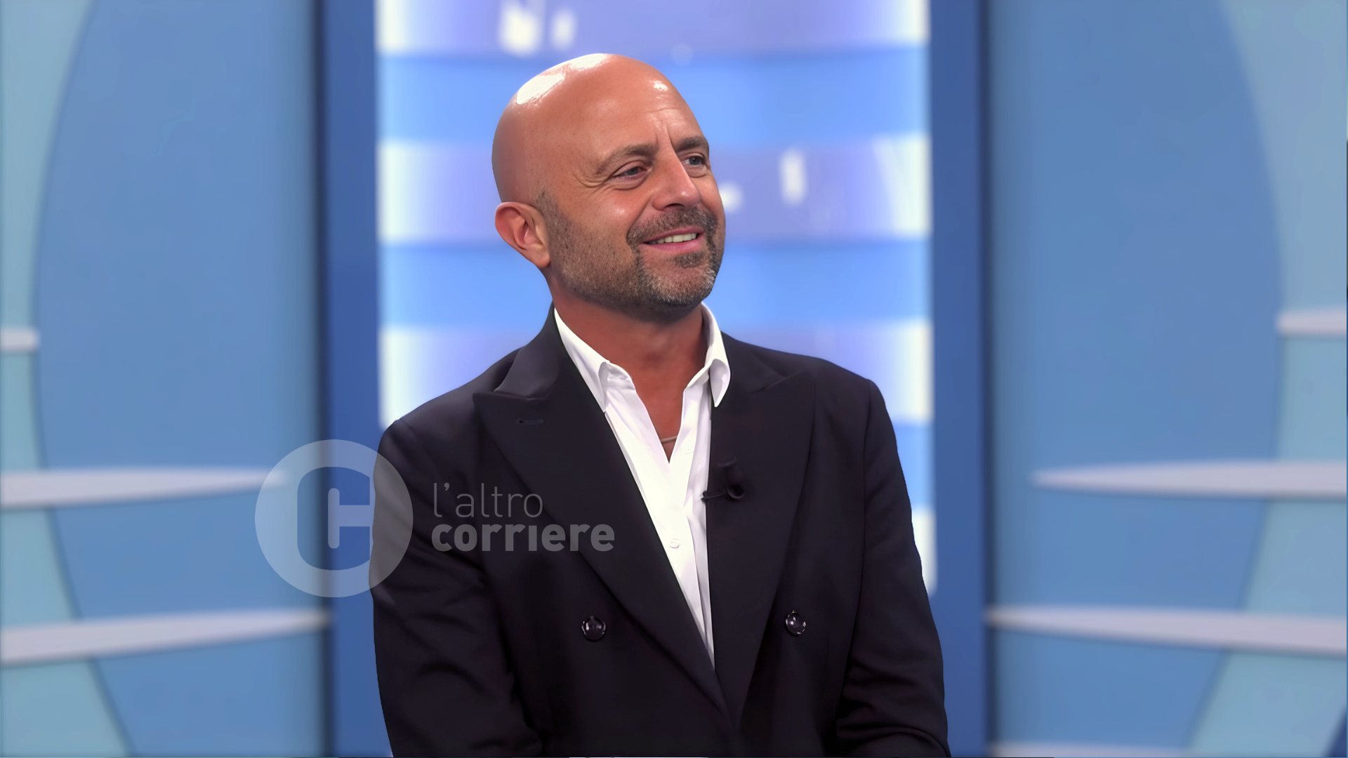 Il tour di Luca Abete e le «storie di eroismo quotidiano» – VIDEO