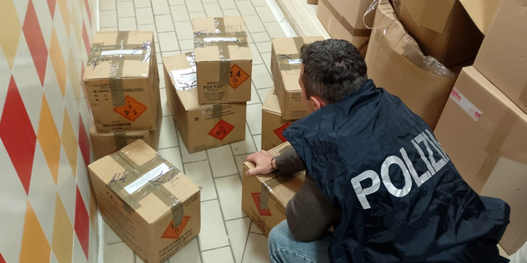 Controlli nel Crotonese: irregolarità sul lavoro e materiale esplodente sequestrato