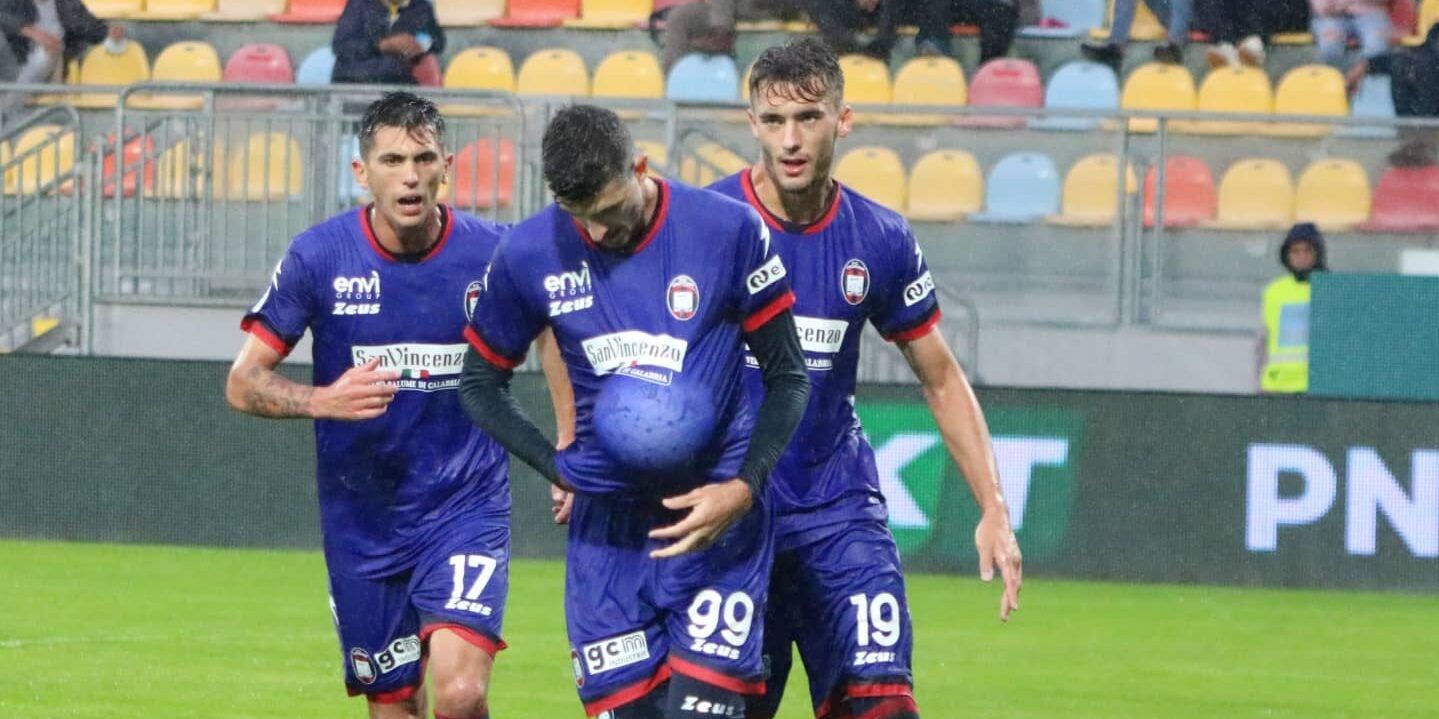 Giornata nera per le calabresi: perdono Reggina, Cosenza e Crotone
