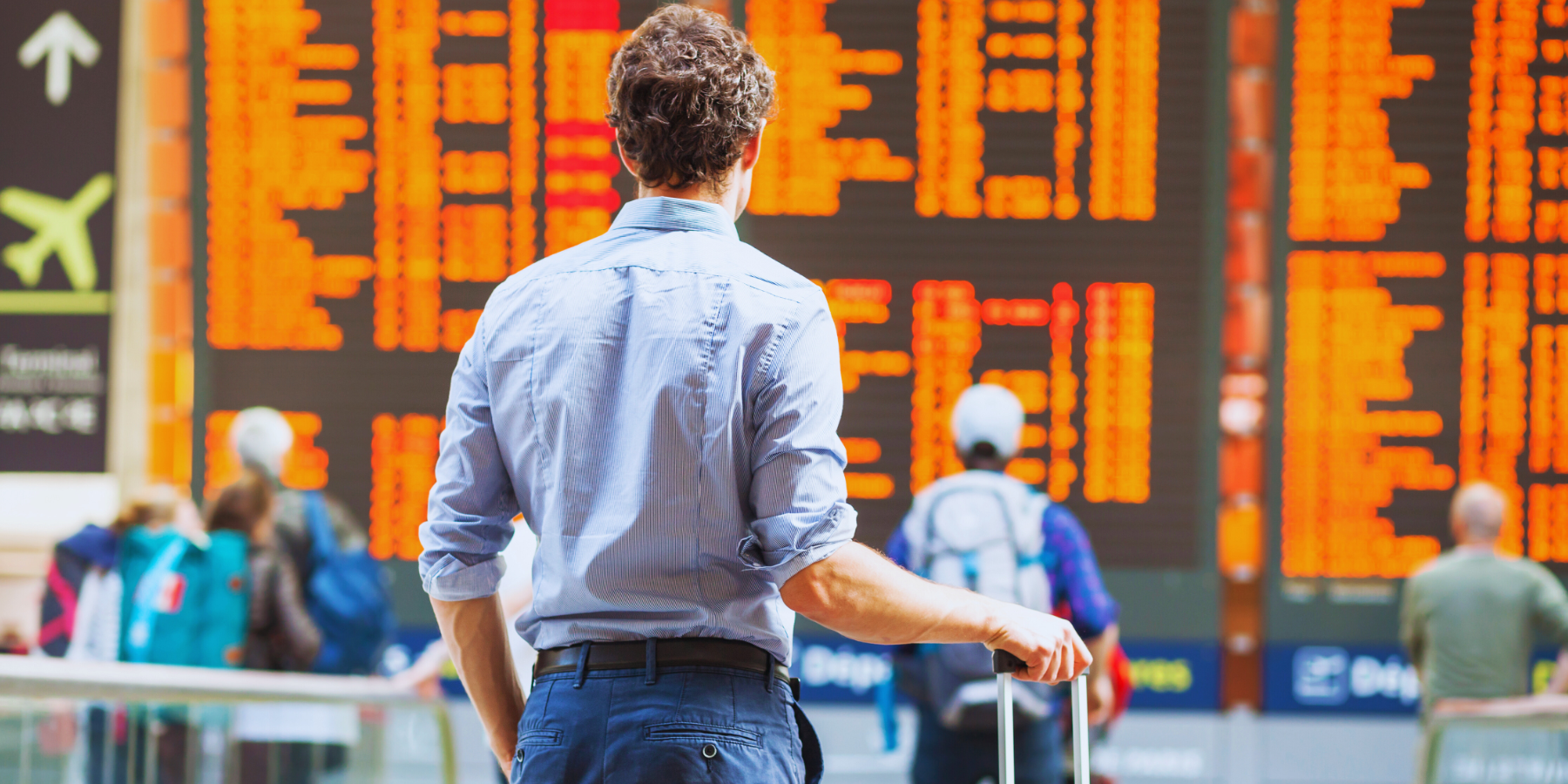 Aereo cancellato, l’odissea (lunga 48 ore) per tornare in Calabria