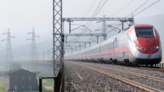 L'Italia "riapre" con il Frecciarossa per Reggio. «Lo aspettavamo da una vita»