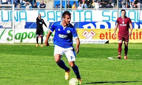 Catanzaro, Onescu firma un biennale