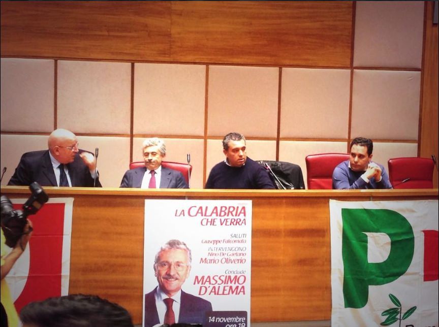 D’Alema a Reggio: nessuna scissione nel Pd