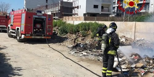 incendio rom lamezia