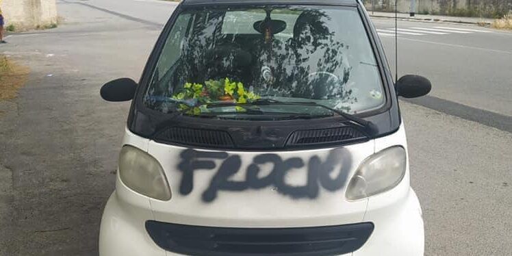 Catanzaro, imbrattata l’auto dell’attivista Lgbt Davide Sgro