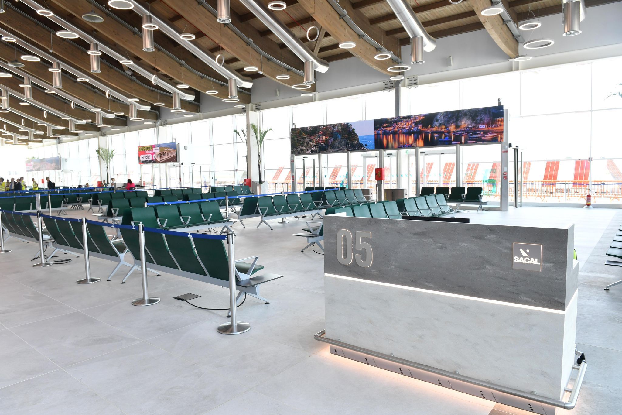 Dal sostegno alle imprese ai trasporti: ecco le società “strategiche” per la Regione