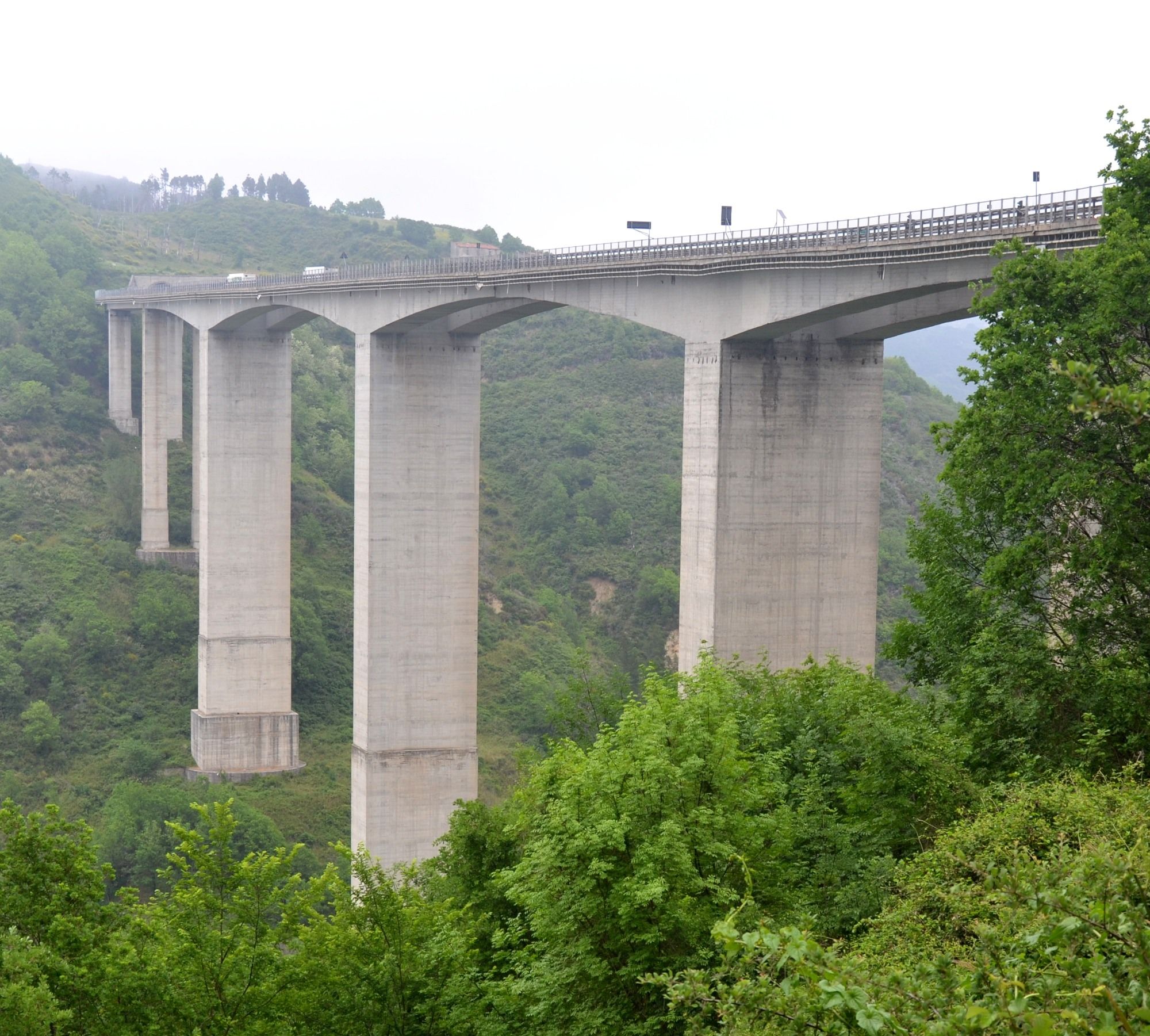 A3, chiuso un altro viadotto