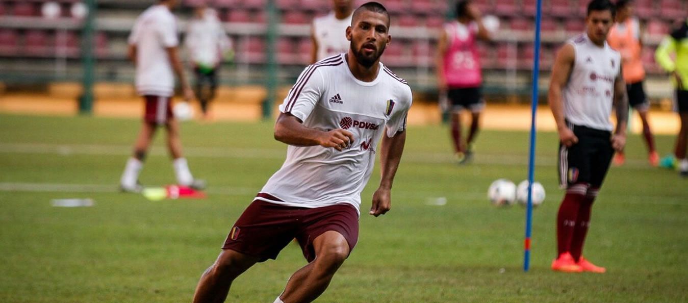 Colpo finale del Crotone, ingaggiati Aristoteles e Tumminello