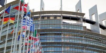 In piazza per difendere l’agricoltura europea