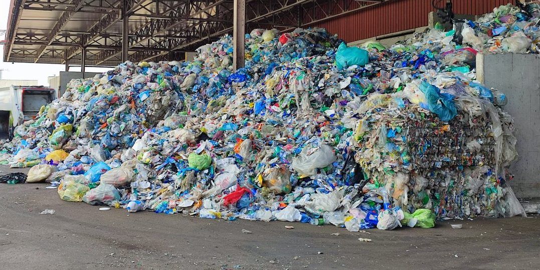 Meno rifiuti e lotta allo spreco alimentare. La Regione stanzia 11 milioni per i Comuni