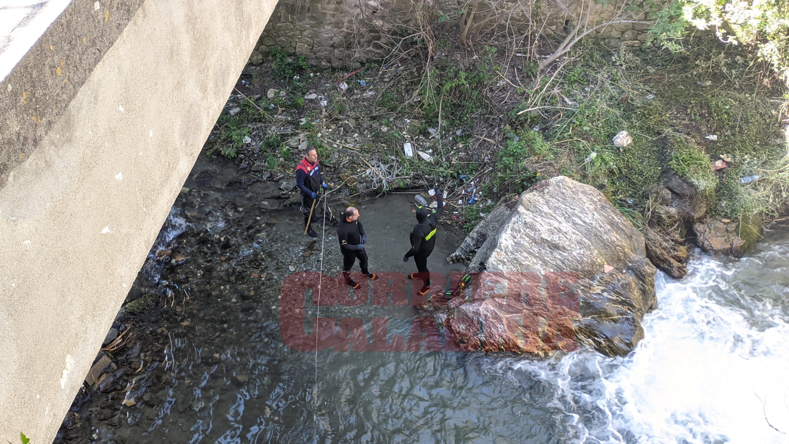 Omicidio a Lamezia, non si trova la pistola di uno dei due aggressori – VIDEO