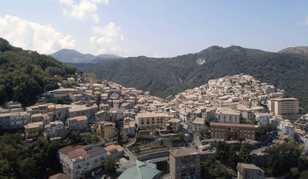 Bando Borghi, 48 sindaci del Cosentino sul piede di guerra: «Stravolta la graduatoria»